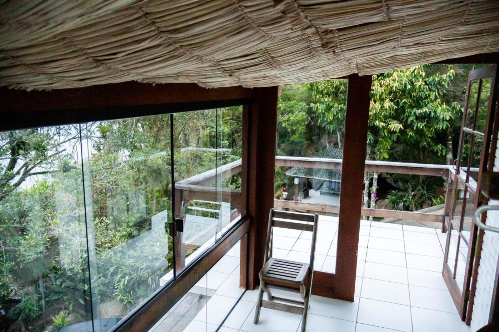 Villa Dos Ganchos ゴヴェルナドール・セウソ・ラーモス エクステリア 写真